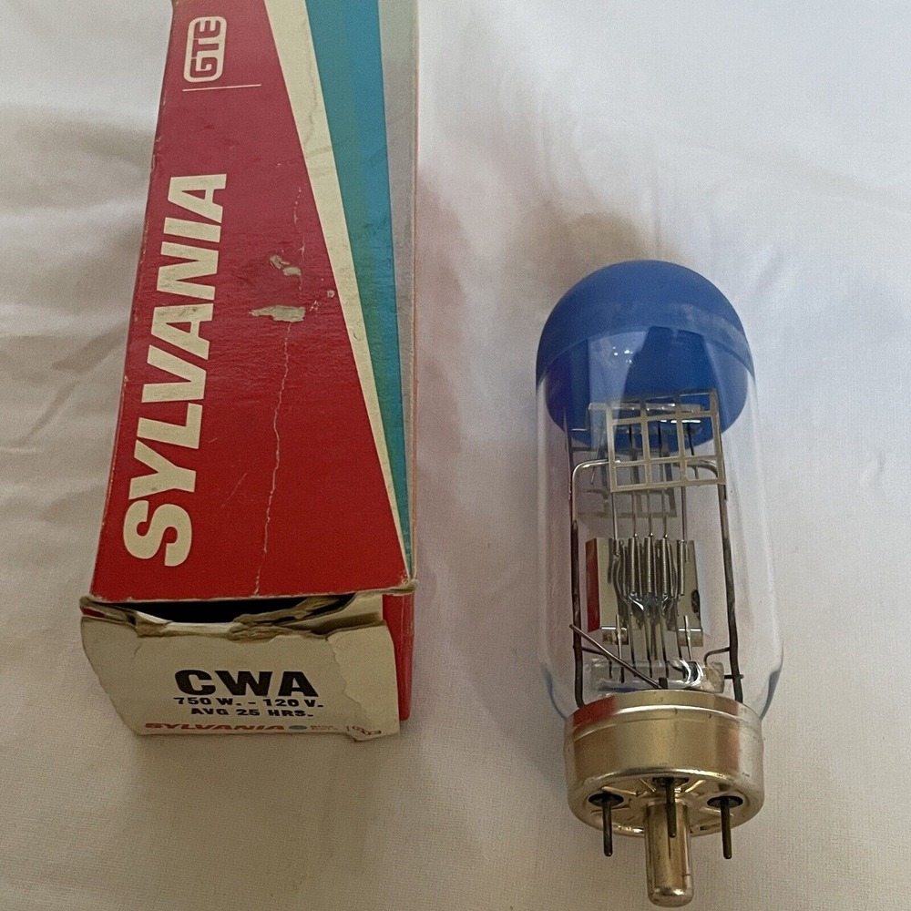 Sylvania Pojector Lamp CWA‎ Bulb